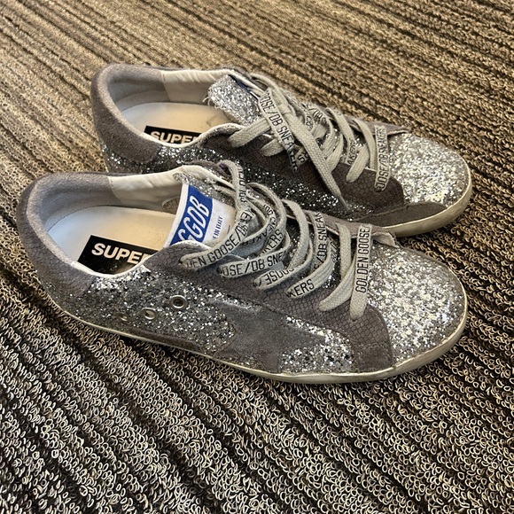Golden Goose Women's Grey and Silver Trainers size 37 - Picture 4 of 6